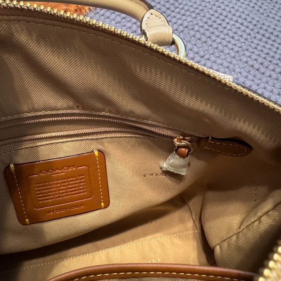 Coach purse, New! - Picture 11 of 12